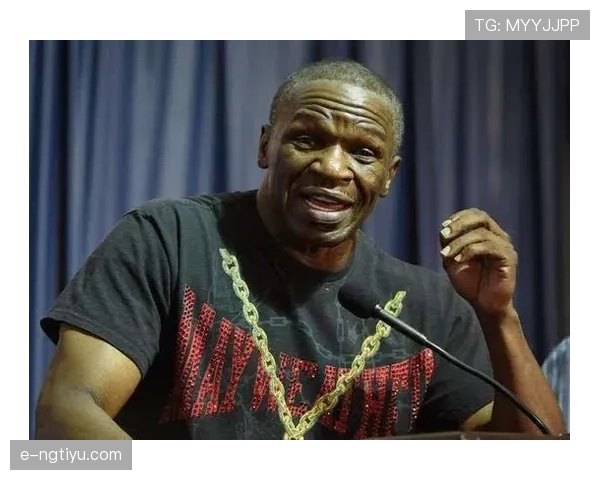 梅威瑟打完比赛回家还得数钱数到手抽筋？