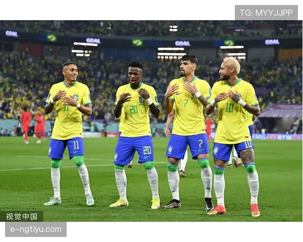 拉菲尼亚与维尼修斯：巴西边锋战术角色与终结效率对比分析