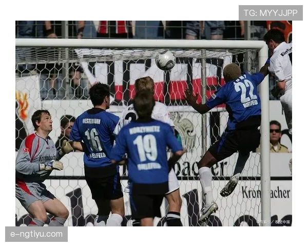 切尔西防线磨合存在波动，对联赛竞争格局与球队稳定性产生阶段性影响